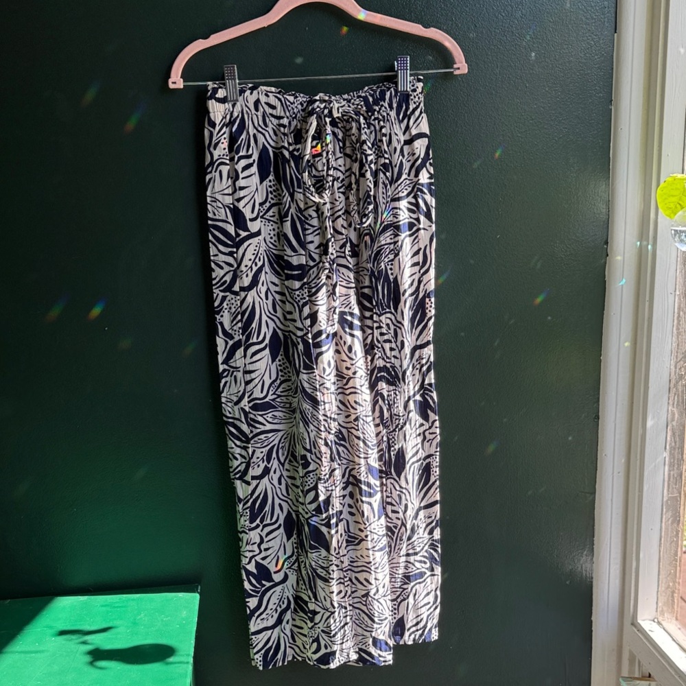 Angie Black and White Leaf Print Maxi Pants